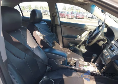 2010 Toyota Camry Se V6 from USA, damaged, VIN 4T1BK3EK1AU106526